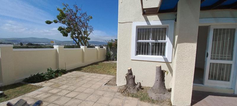 2 Bedroom Property for Sale in Parklands Western Cape